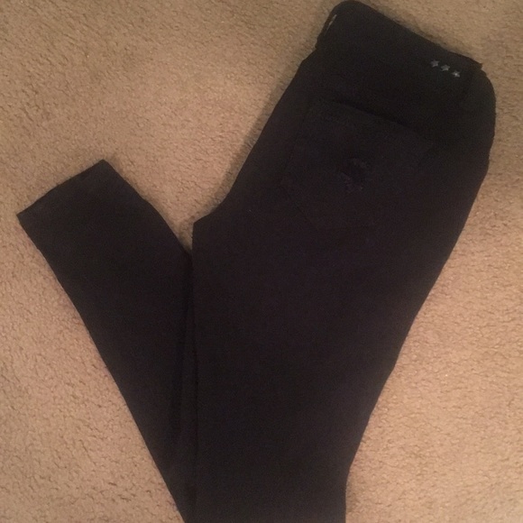 Tillys Black destroyed skinny Jeans - Picture 8 of 8